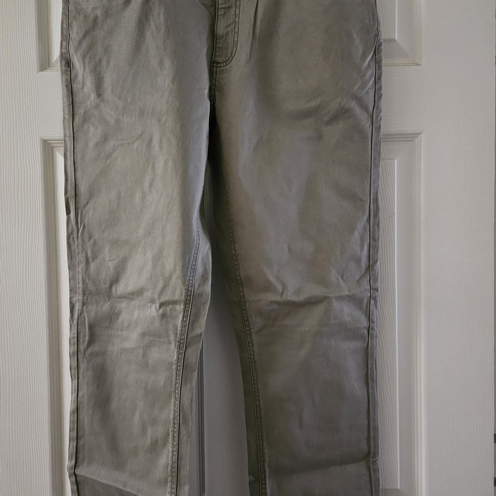 Men's Gray Chino Pants - Classic Straight Fit